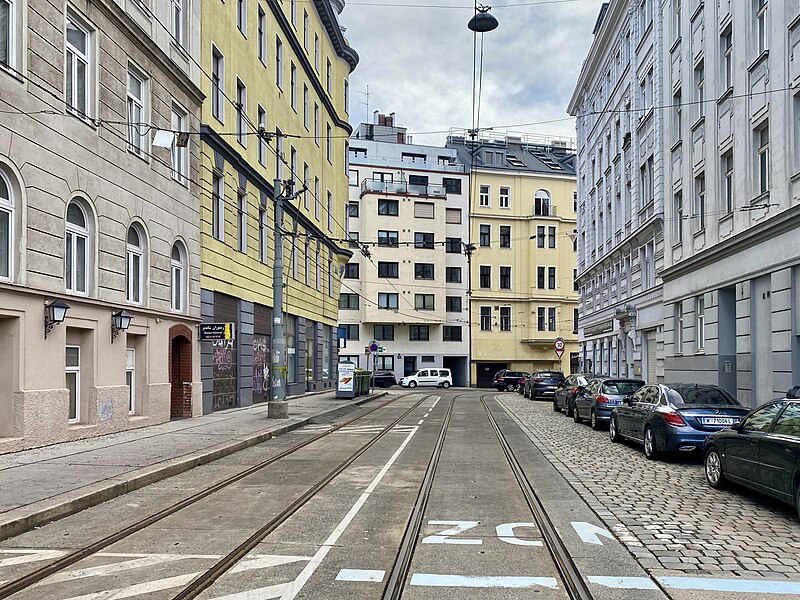 File:Sanettystraße Wien 02.jpg