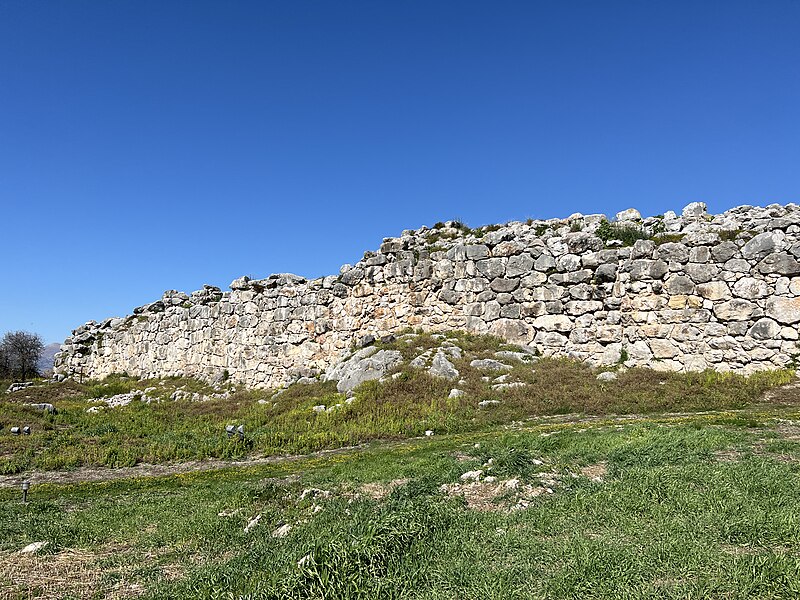 File:Site Archéologique Tirynthe - Argos-Mycènes (GR11) - 2022-03-24 - 124.jpg