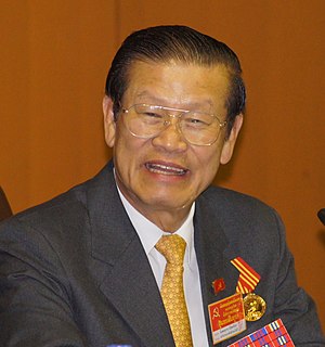 Somsavat Lengsavad Laotian politician