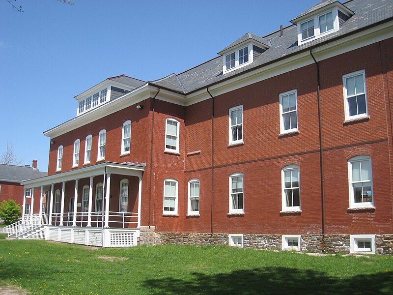 File:Southern Maine Community College, South Portland, ME - IMG 8229.JPG