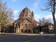 De Sint-Aloysiuskerk.