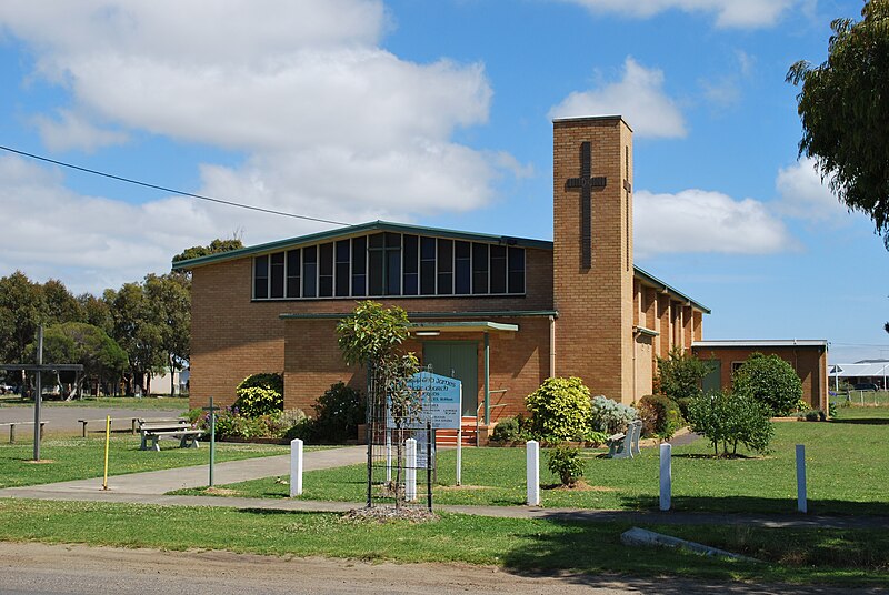 File:St Leonards Roman Catholic church.JPG