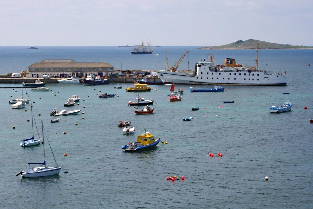 The Scillonian III berthed at the (former Rat Island) end of the quay