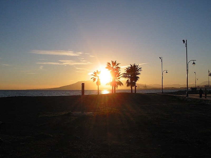 File:Sunset-elpalo-spain.jpg