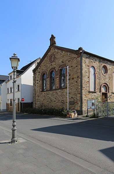 File:Synagoge Ahrweiler, Altenbaustraße 2.jpg