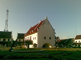 The Ex Dutch Church inside Fort Rotterdam - panoramio.jpg