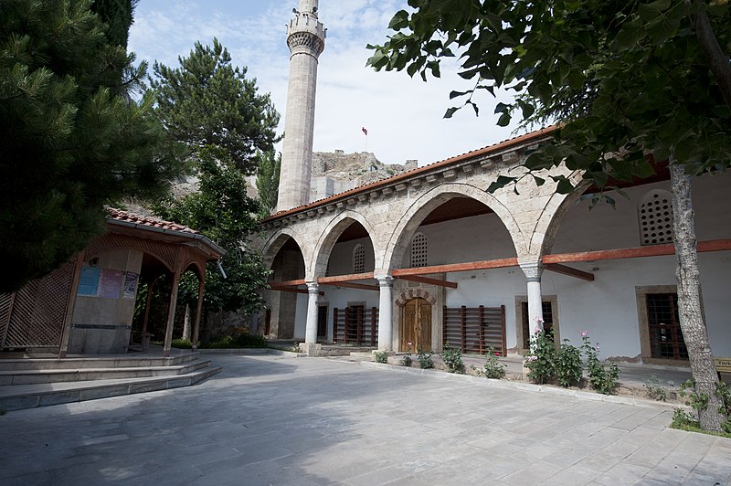 Няйф:Tokat Ulu Camii 8061.jpg