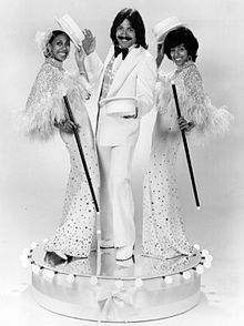 Тельма Хопкинс, Тони Орландо и Джойс Винсент Уилсон на премьере своего телешоу, 1974 год.