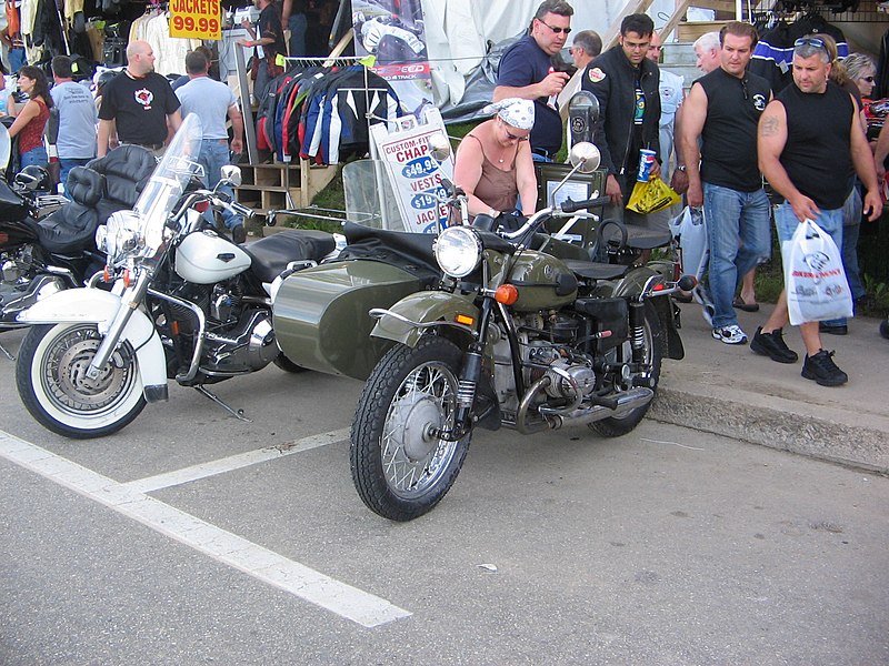 File:Ural side car.JPG