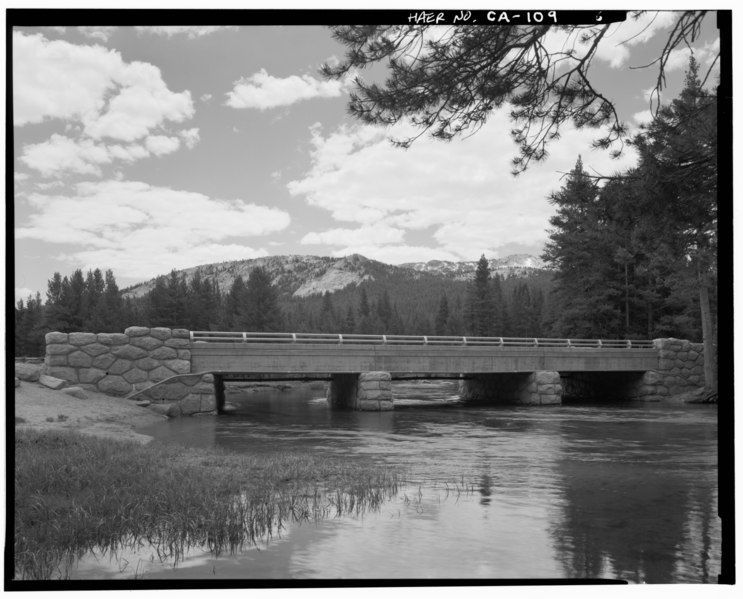 File:VIEW OF WEST FACE AND TUOLUMNE RIVER. - Tuolumne Meadows Bridge, Spanning Tuolumne River on Tioga Road, Mather, Tuolumne County, CA HAER CAL,55-TOULM,2-6.tif