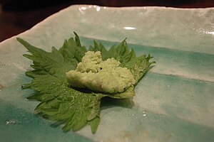 Wasabi on green shiso leaves by june29.jpg