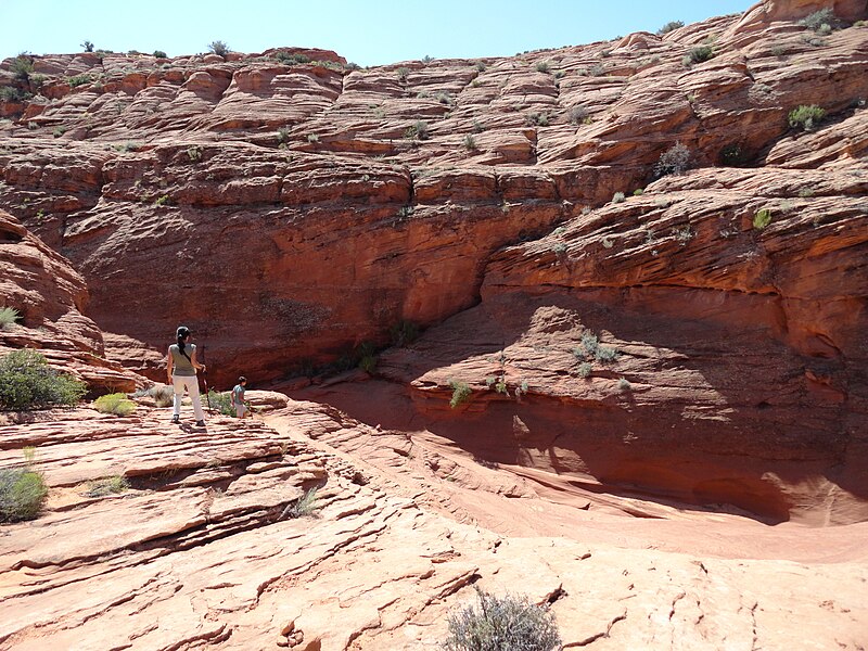 File:Water Holes Canyon, Page (31847674258).jpg