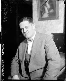 <span class="mw-page-title-main">Wayne Munn</span> American professional wrestler and football player (1896–1931)