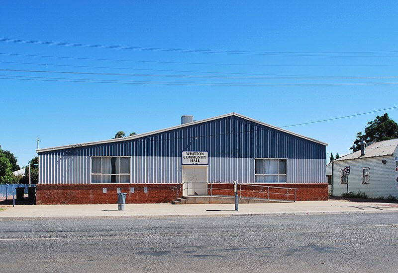 File:Whitton Community Hall.JPG