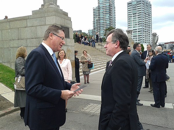 Napthine (left) in 2014