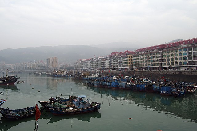 Image: 黄岐渔港   Huangqi Fishing Port   2016.03   panoramio