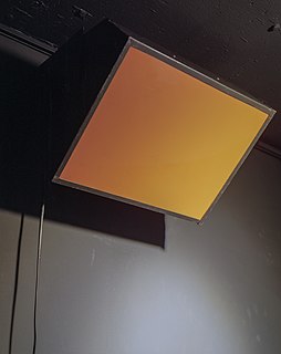 Safelight Light source suitable for use in a darkroom