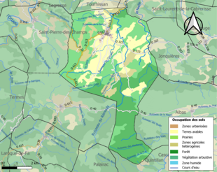 Barevná mapa znázorňující využití půdy.