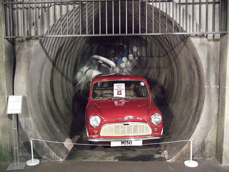 File:1960 Morris Mini - The Italian Job - Coventry Transport Museum.jpg