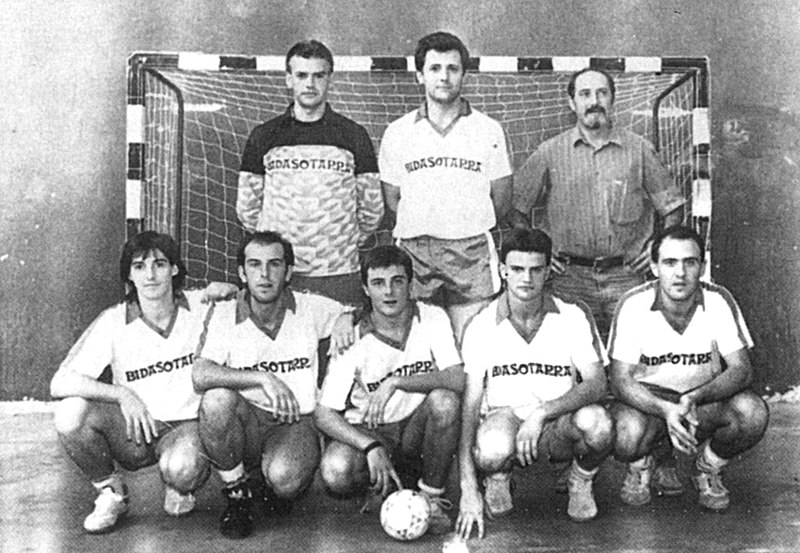 File:1992-Bortziriak futbol sala.jpg