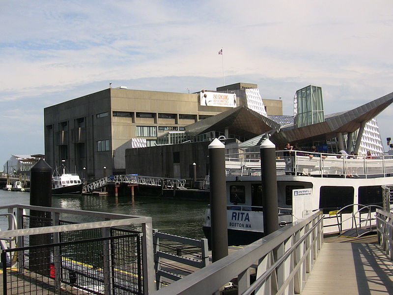 File:2010 aquarium BostonMA 5445801293.jpg