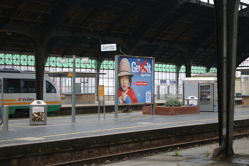 File:2016-03-31 Bahnhof Görlitz by DCB–3.JPG