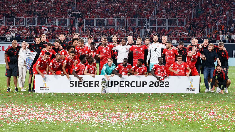 ไฟล์:2022-07-30 Fußball, Männer, DFL-Supercup, RB Leipzig - FC Bayern München 1DX 3417 by Stepro.jpg