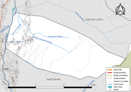 Carte en couleur présentant le réseau hydrographique de la commune