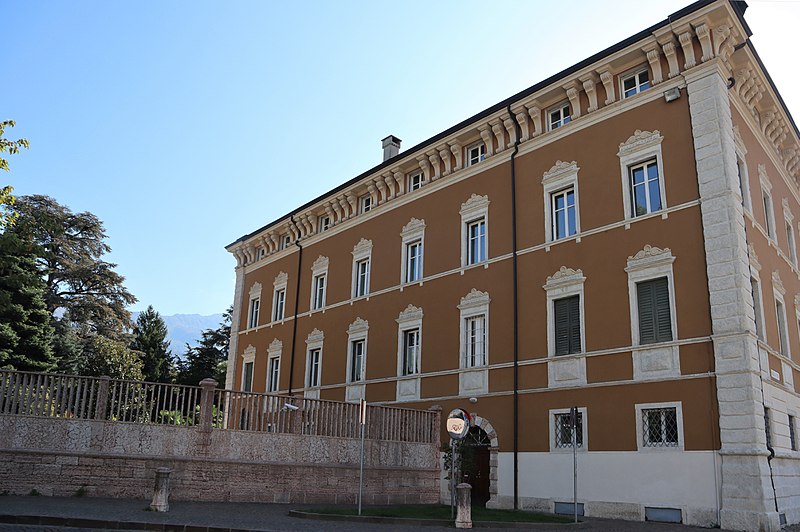 File:31 Palazzo Arcivescovile di Trento - Prospetto nord.jpg