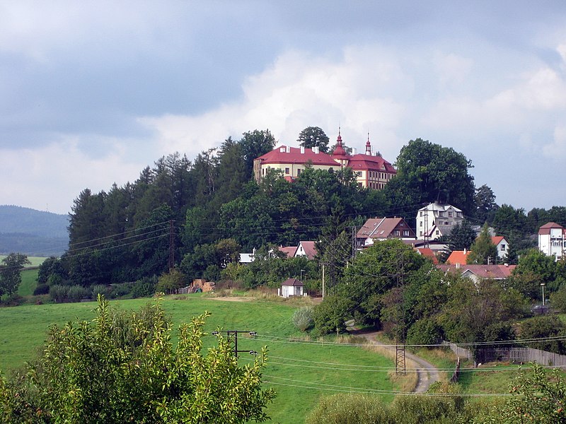 File:349 53 Bezdružice, Czech Republic - panoramio.jpg