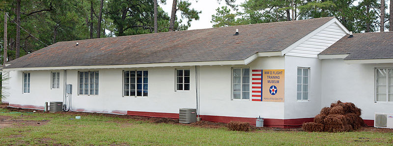 File:63rd Army Air Forces Contract Pilot School, Douglas, GA, US.jpg