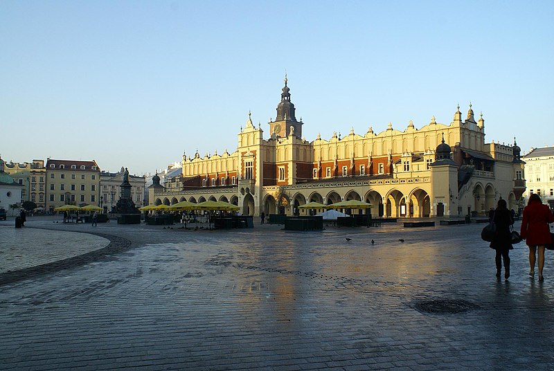 File:6860vik Kraków w obrębie Plant . Rynek, Sukiennice. Foto Barbara Maliszewska.jpg