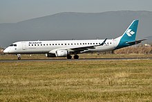 Un Embraer E-195 nella nuova livrea Air Dolomiti.