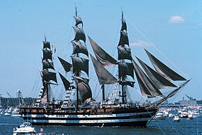 Italian tall ship Amerigo Vespucci in New York Harbor, 1976 Amerigo vespucci 1976 nyc aufgetakelt.jpg