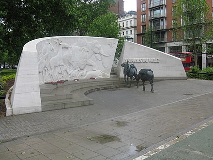 The Animals in War Memorial was erected at the northeast side of Park Lane in 2004.