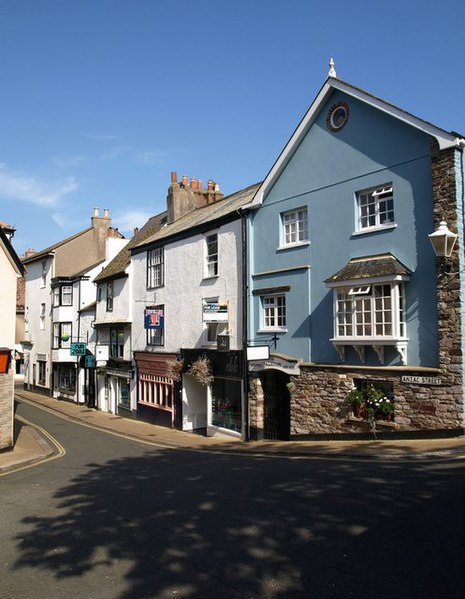 File:Anzac Street, Dartmouth - geograph.org.uk - 1515197.jpg