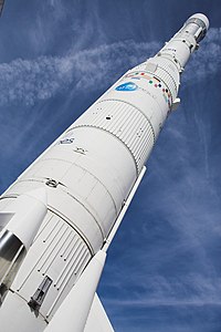 Maquette de la fusée Ariane 1.