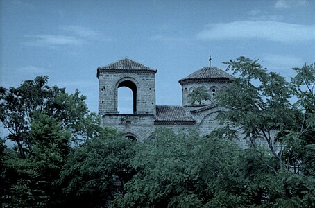 Pogled na crkvu sa južne strane