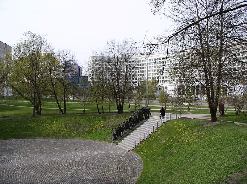 File:Belarus-Minsk-Memorial Pit-2.jpg