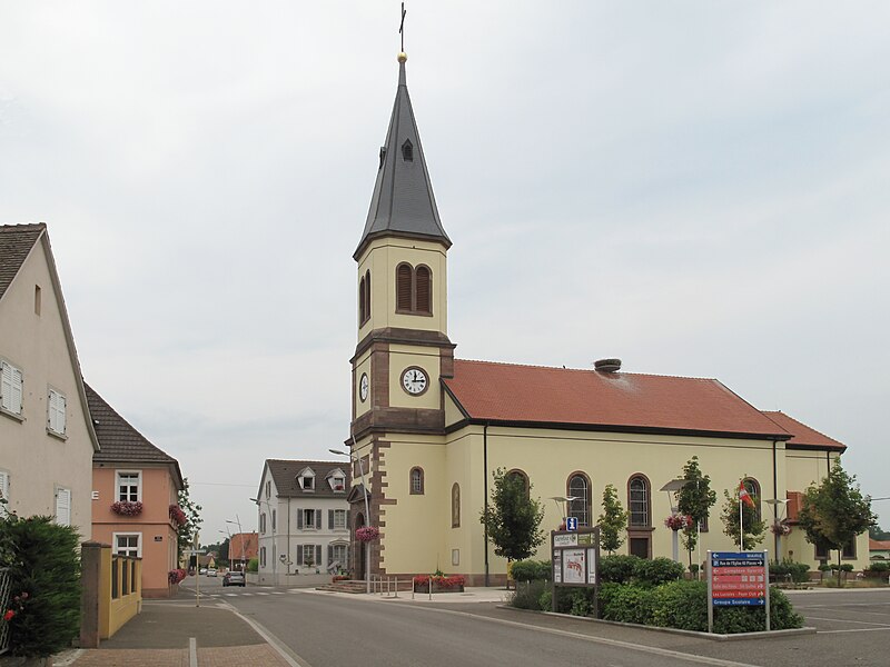 File:Bischwihr, l'église Saint-Joseph foto2 2013-07-24 12.13.jpg