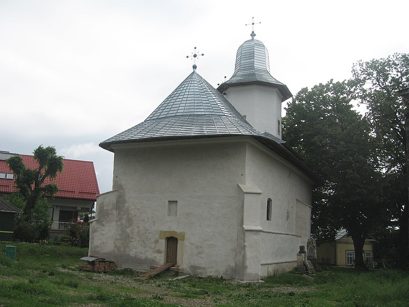 File:Biserica Sf. Simion din Suceava66.jpg