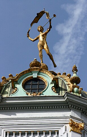 307px-Bruxelles_Grand-place_1_901.jpg