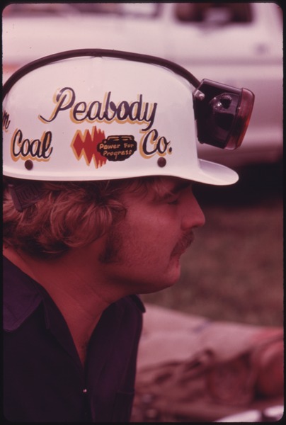 File:CLOSEUP OF A MEMBER OF THE PEABODY COAL COMPANY TEAM THAT IS COMPETING IN THE KENTUCKY STATE MINE SAFETY CONTEST AT... - NARA - 556599.tif