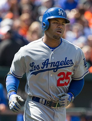 <span class="mw-page-title-main">Carl Crawford</span> American baseball player (born 1981)