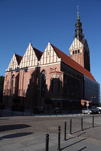 File:Cathedral in Elbląg (8).jpg