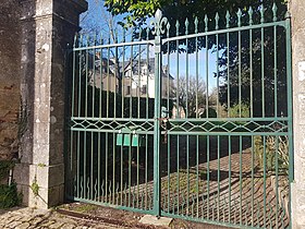 A Château de la Haute-Cour cikk illusztráló képe