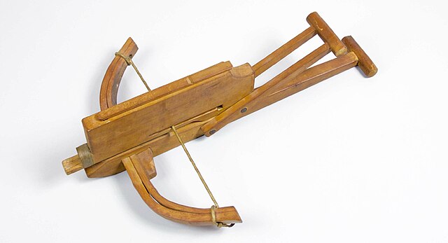 640px-Chinese_repeating_crossbow_9.jpg