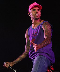 Chris Brown esiintymässä Sydneyssä, Australiassa vuonna 2012.