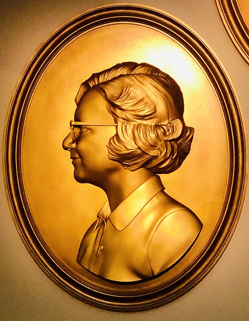 Gold relief of Lee