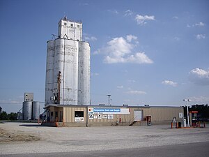 Cooperative Grain and Supply in Lehigh, Kansas.jpg